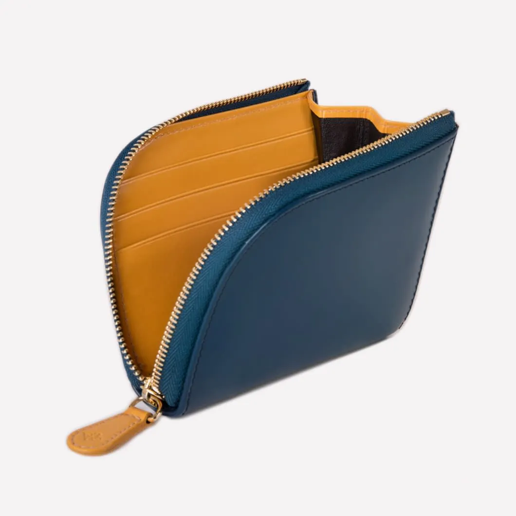 Bridle Zipped Curved Wallet