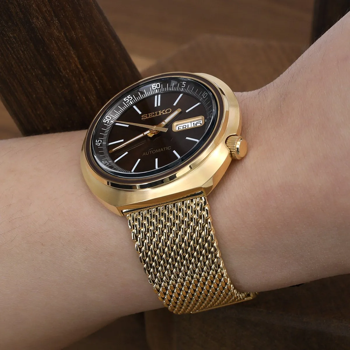 Classic Tapered Wire Mesh Band, Polished IP Gold