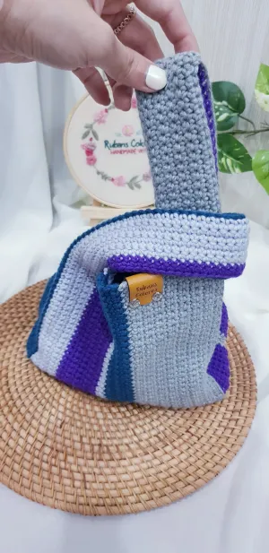 Crochet Knot Bag