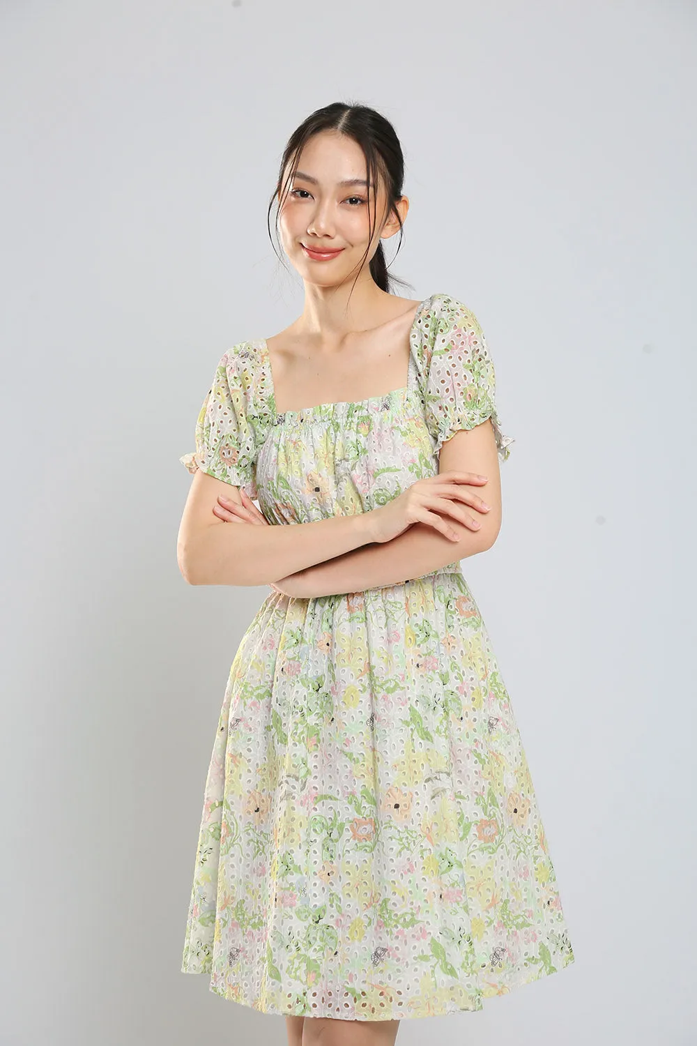 Jeon Midi Dress in Green Floral Eyelet