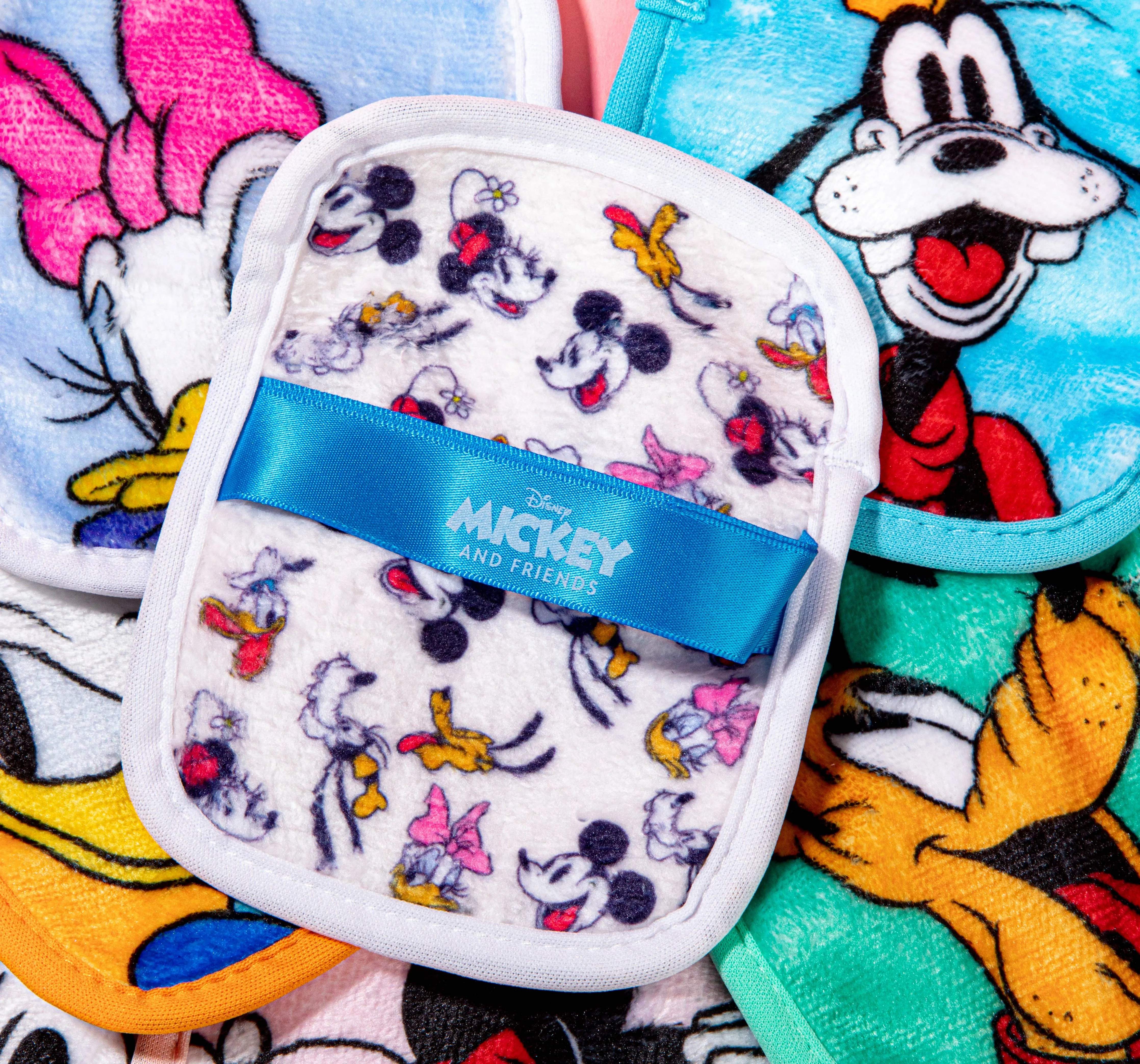 Mickey & Friends 7-Day Gift Set  © Disney | MakeUp Eraser | SALE