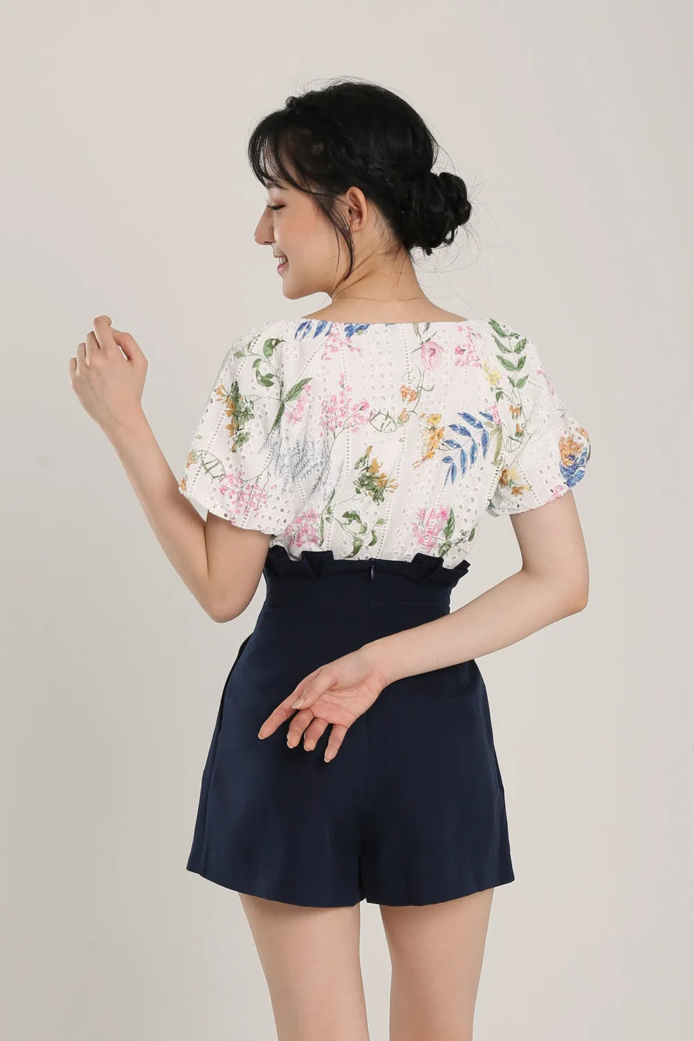 Rayla Blouse in Floral Eyelet