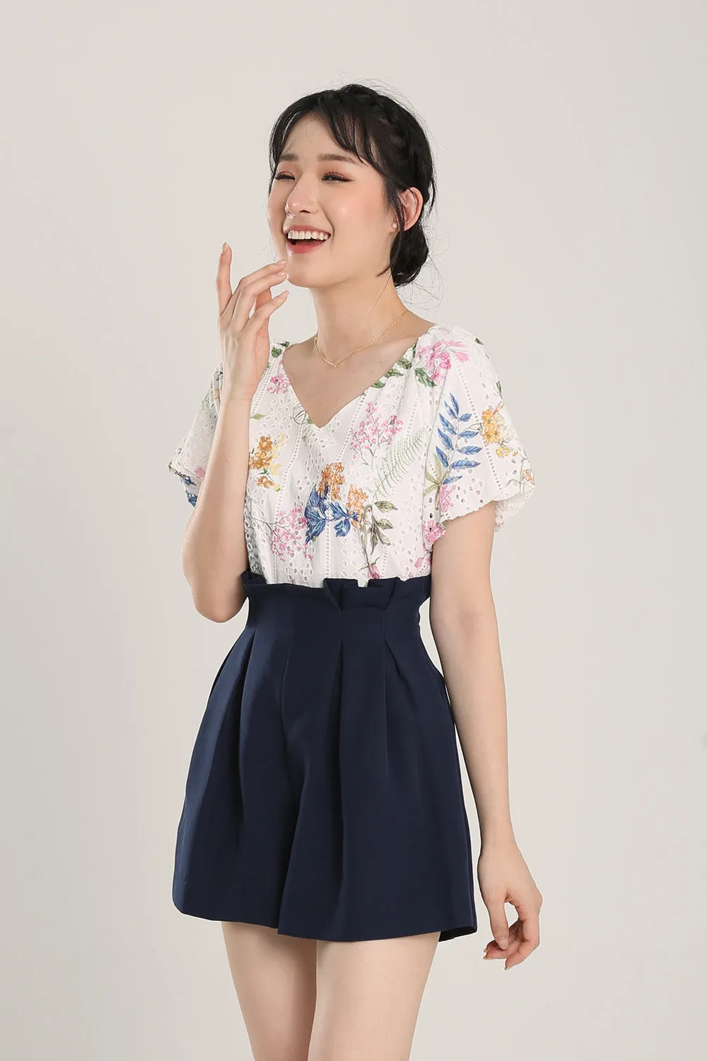 Rayla Blouse in Floral Eyelet